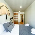 Urbanflat 03 - 4 Bedroom Apartment In Center Of Paris